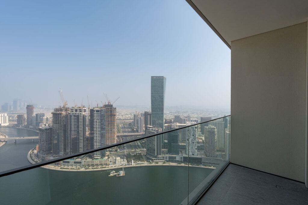 Stunning Burj Khalifa and Canal View | Luxurious 3BR