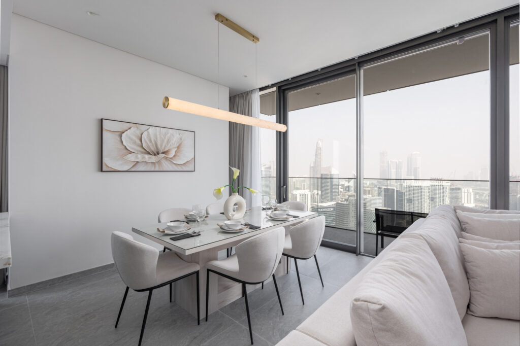 Stunning Burj Khalifa and Canal View | Luxurious 3BR