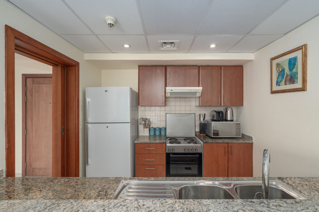 Fully Equipped 1BR | Near Lake | The Greens