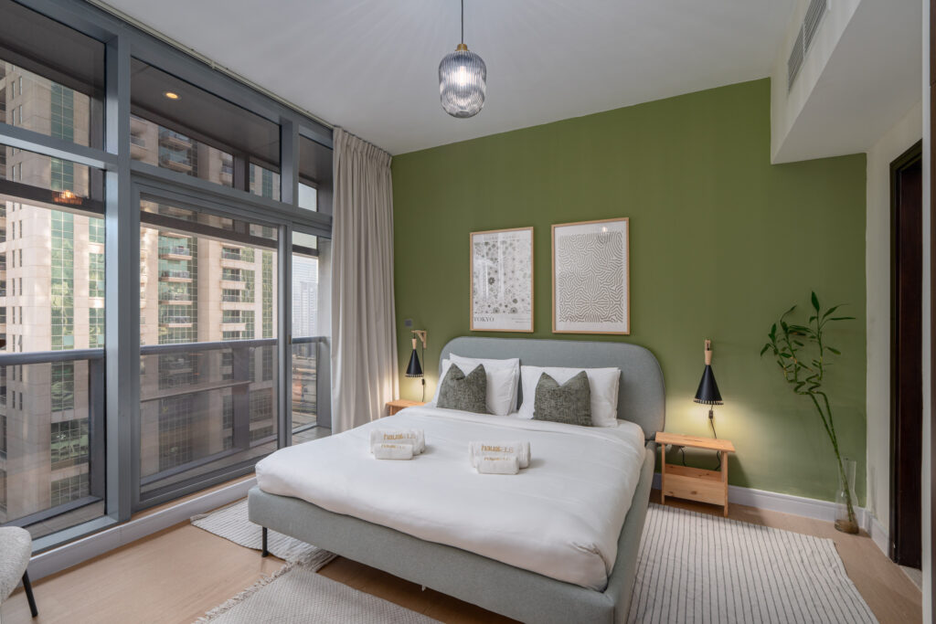 Next to Metro | Lake View | Fully Equipped